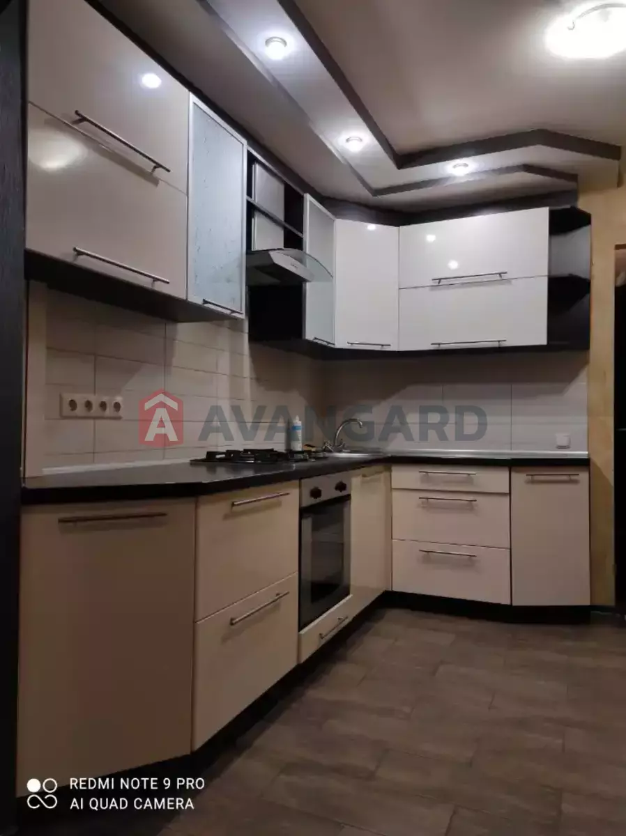 1 ����. ��������, 38/-/- ��. �., 8/9 ���� ���� 2