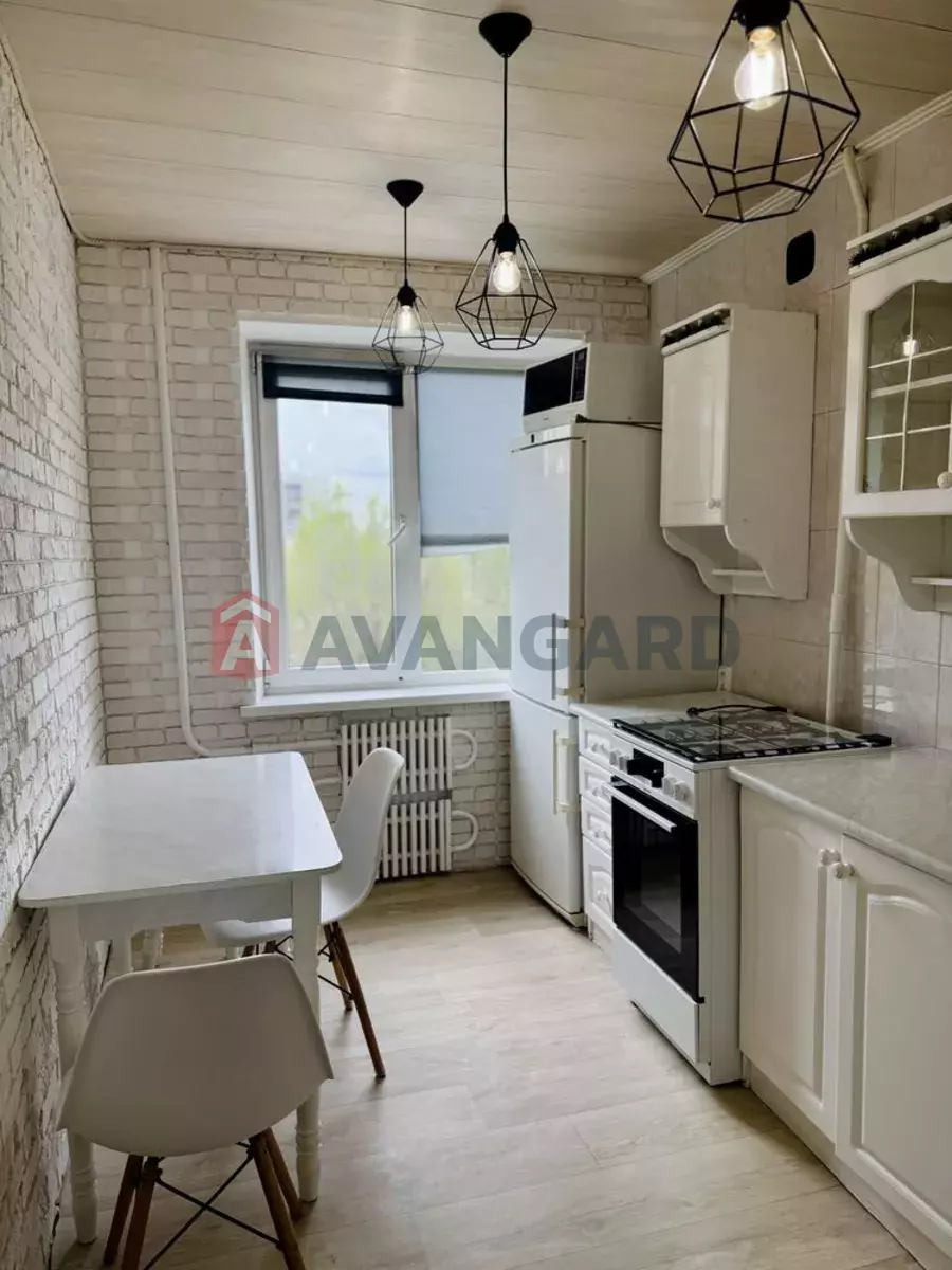 2 ��. ��������, 45/-/11 ��. �., 5/9 ������ ���� 2