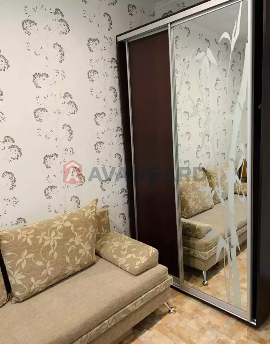 3 ��. ��������, 65/11/8 ��. �., 1/1 ������ ���� 3