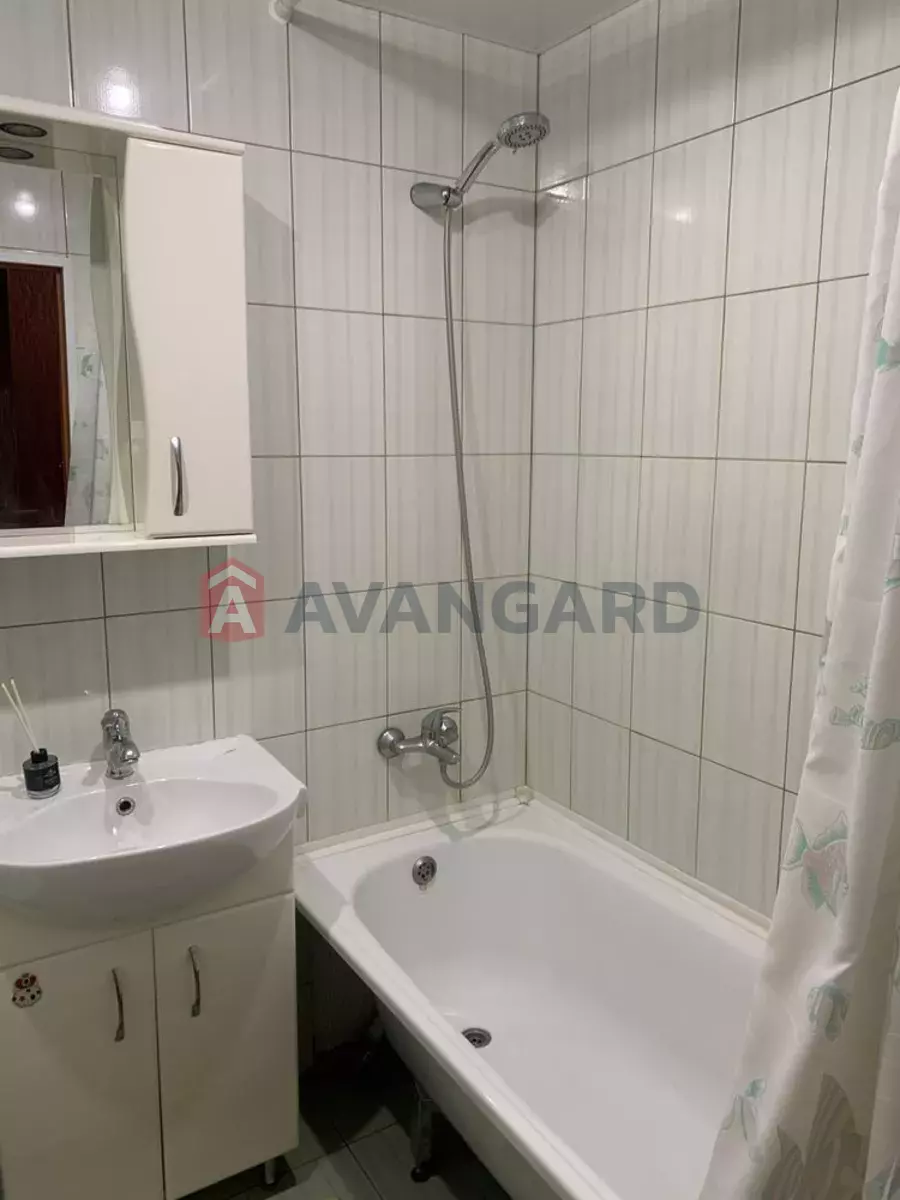 1 . , 40/-/8 . ., 10/12   4