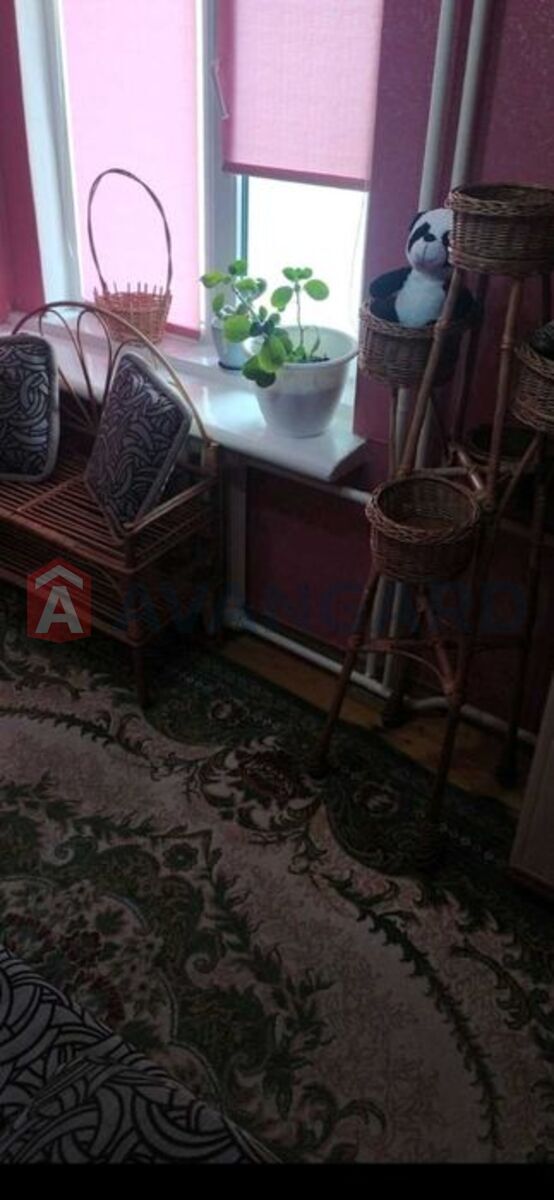 2 ��. ��������, 35/-/8 ��. �., 4/5 ������ ���� 9