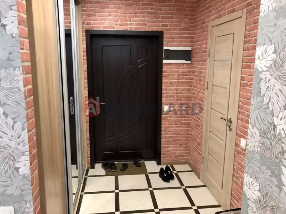 1 ����. ��������, 44/-/15 ��. �., 7/12 ���� ���� 7