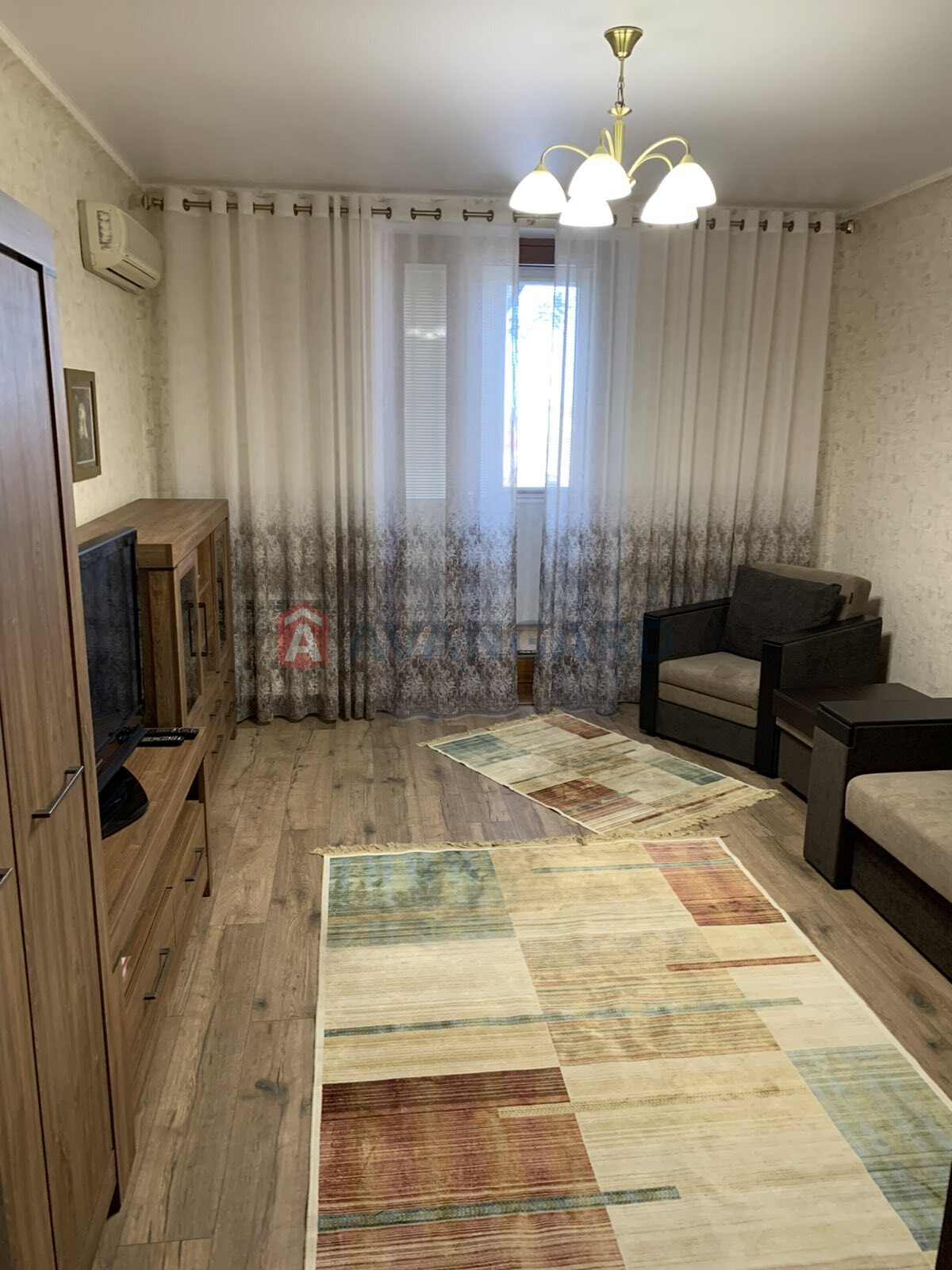 1 ��. ��������, 42/19/7 ��. �., 3/5 ������ ���� 2