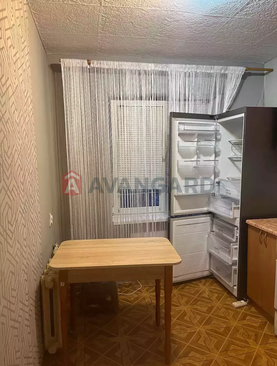 2 ��. ��������, 45/-/12 ��. �., 9/9 ������ ���� 8