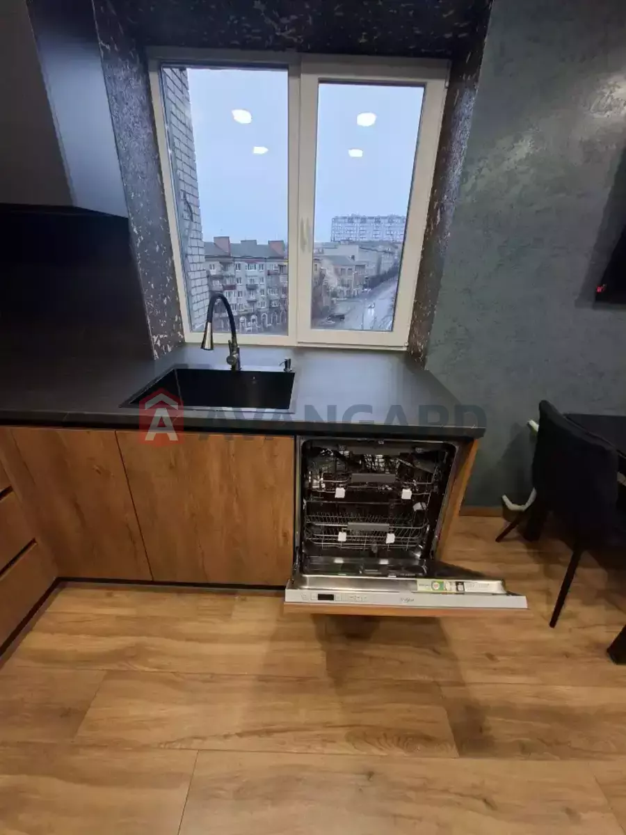 2 ��. ��������, 52/-/15 ��. �., 7/14 ������ ���� 2