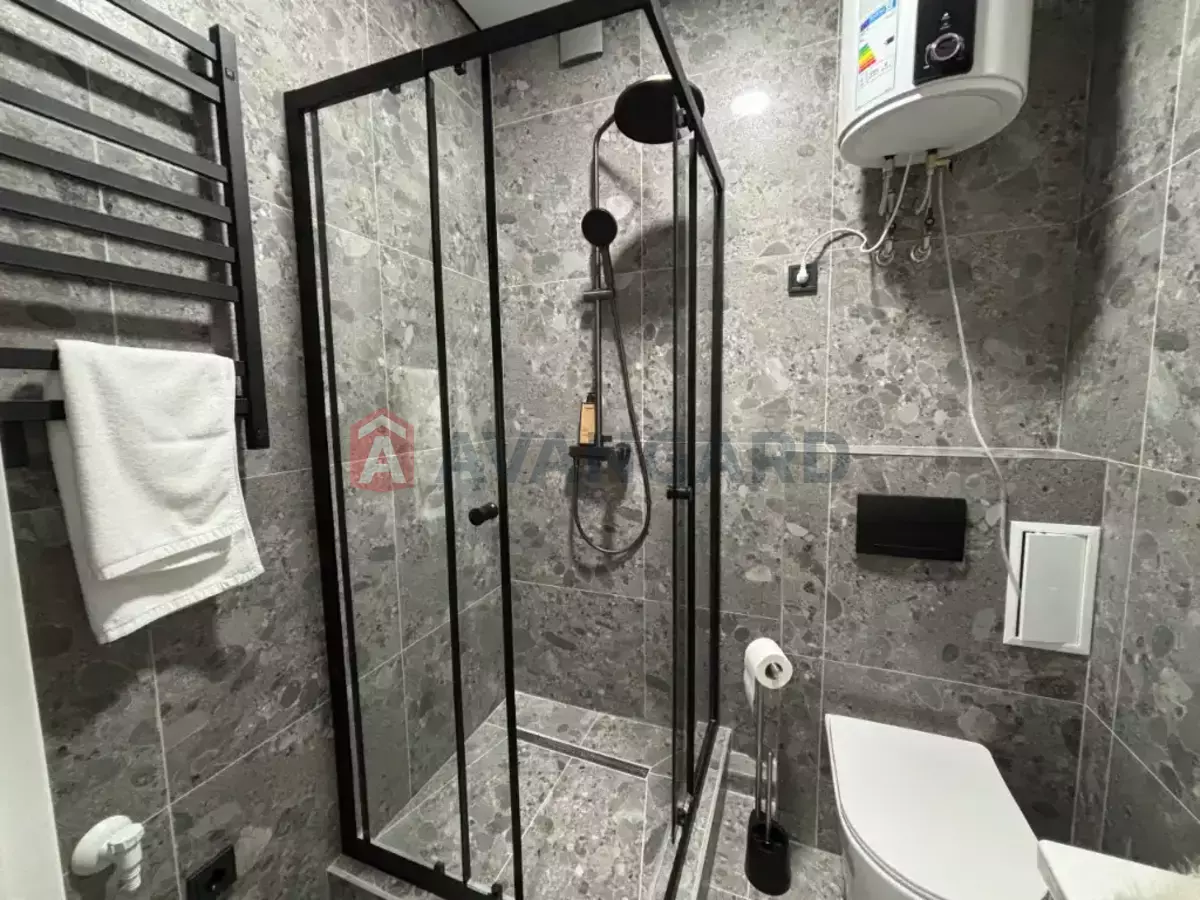 1 ��. ��������, 16/10/5 ��. �., 4/4 ������ ���� 8