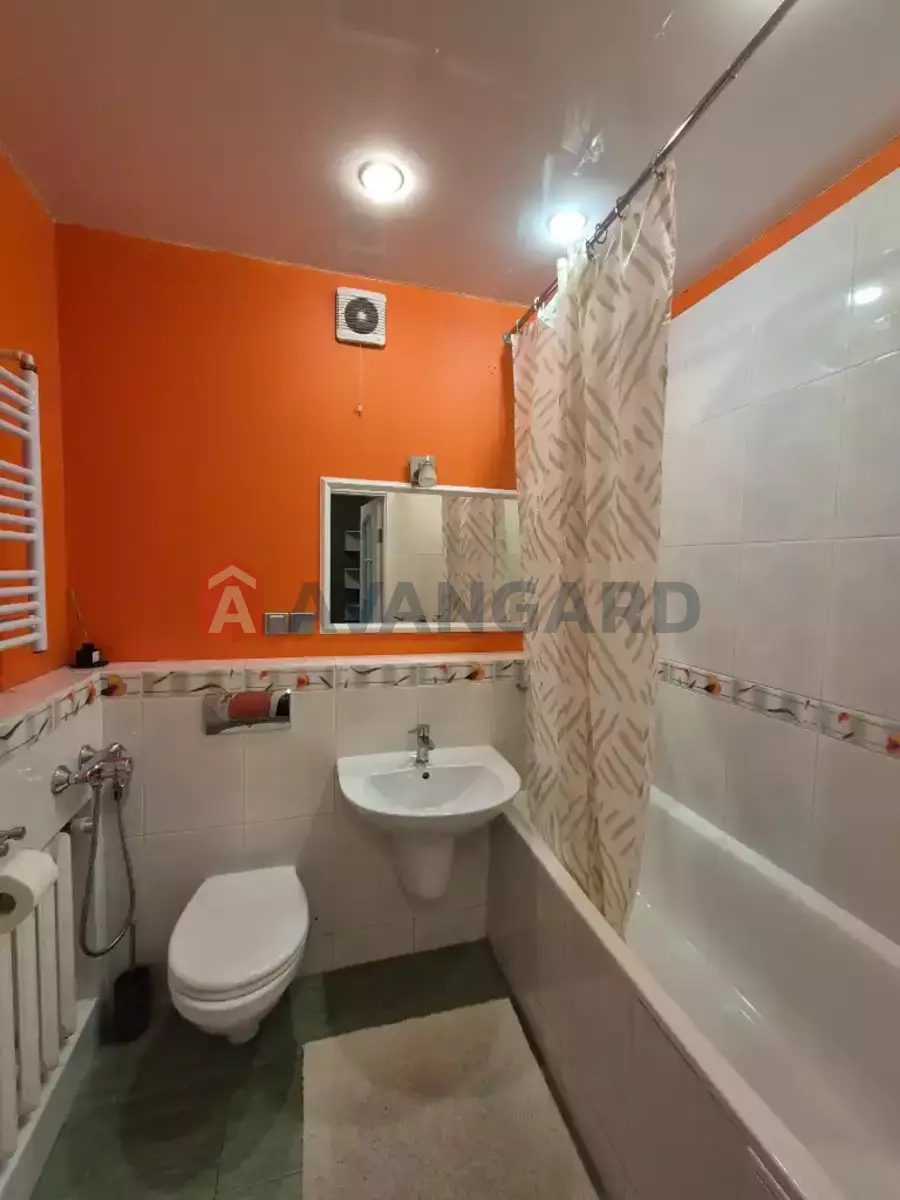 1 ��. ��������, 40/-/18 ��. �., 6/9 ������ ���� 9