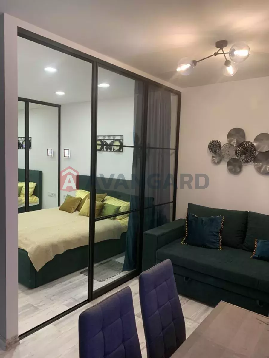 1 ��. ��������, 40/-/13 ��. �., 6/12 ������ ���� 14