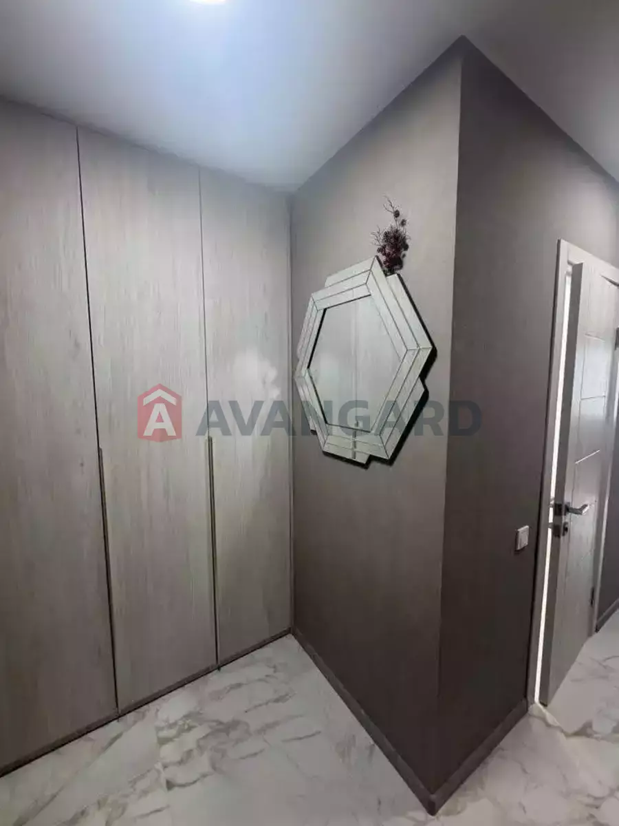 1 ��. ��������, 27/-/- ��. �., 3/9 ������ ���� 5