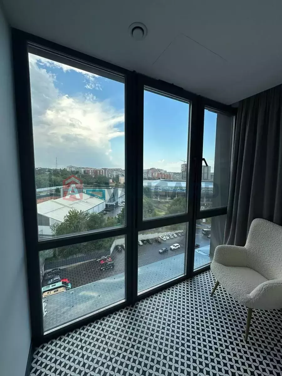 3 ��. ��������, 70/-/- ��. �., 11/12 ������ ���� 3