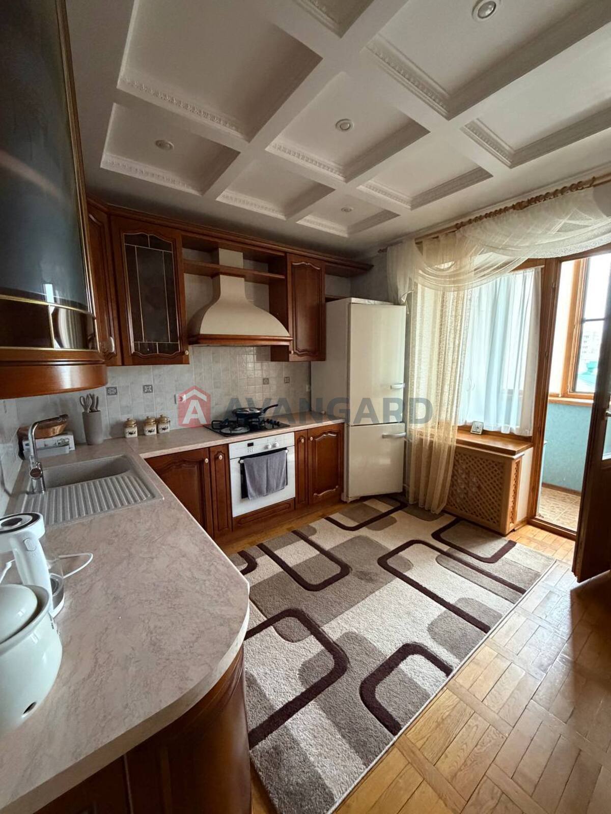 2 ��. ��������, 72/35/12 ��. �., 7/9 ������ ���� 14