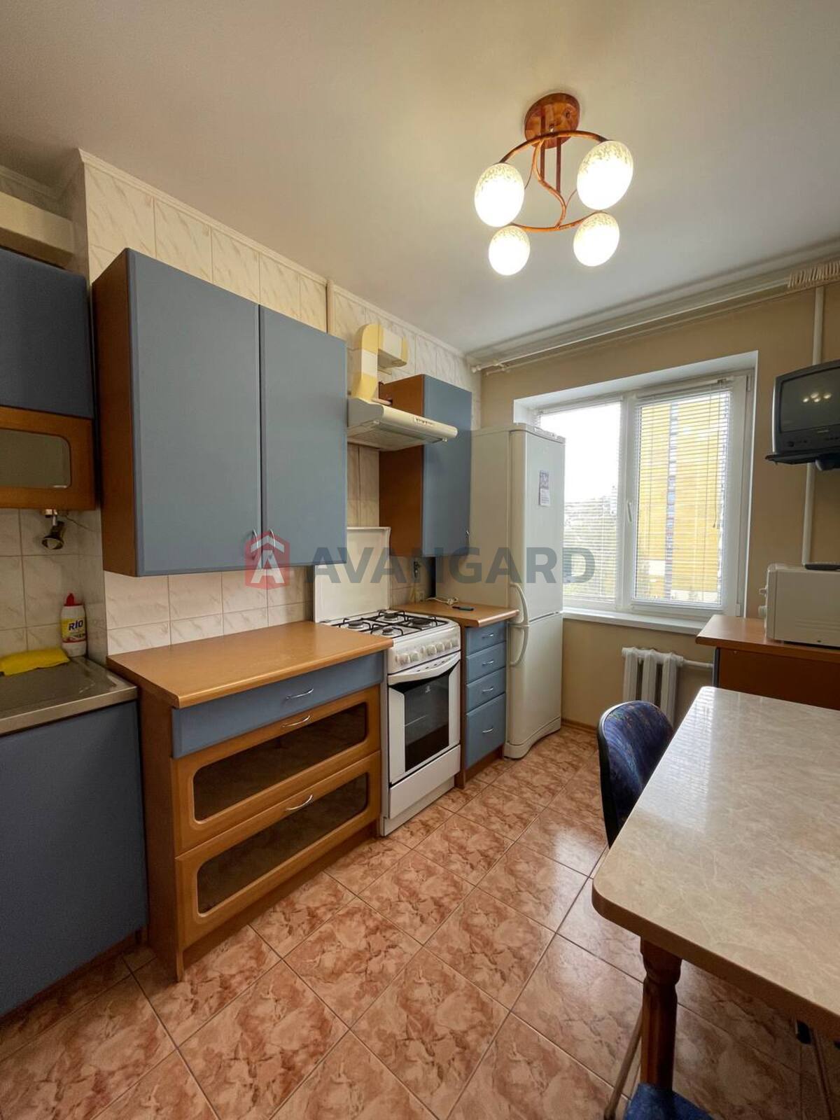 2 ��. ��������, 46/28/9 ��. �., 7/9 ������ ���� 11