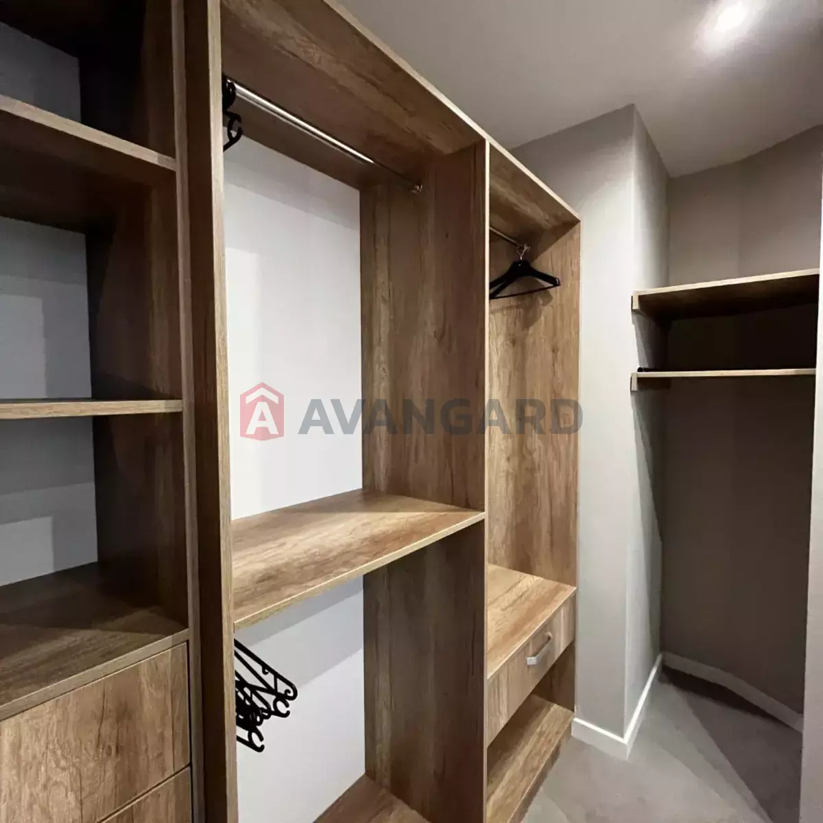 1 . , 44/-/- . ., 4/23   12