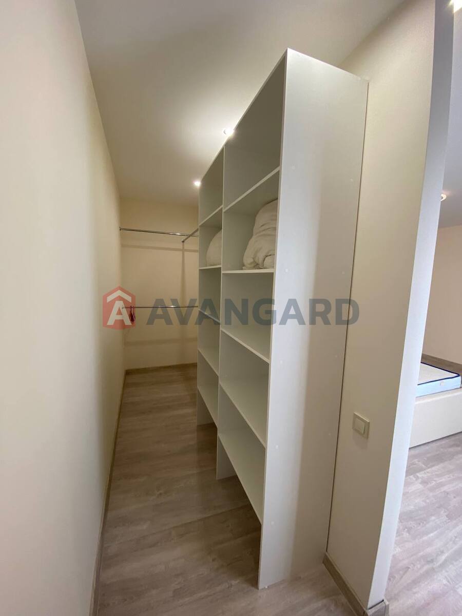 4 ��. ��������, 150/110/25 ��. �., 18/19 ������ ���� 8