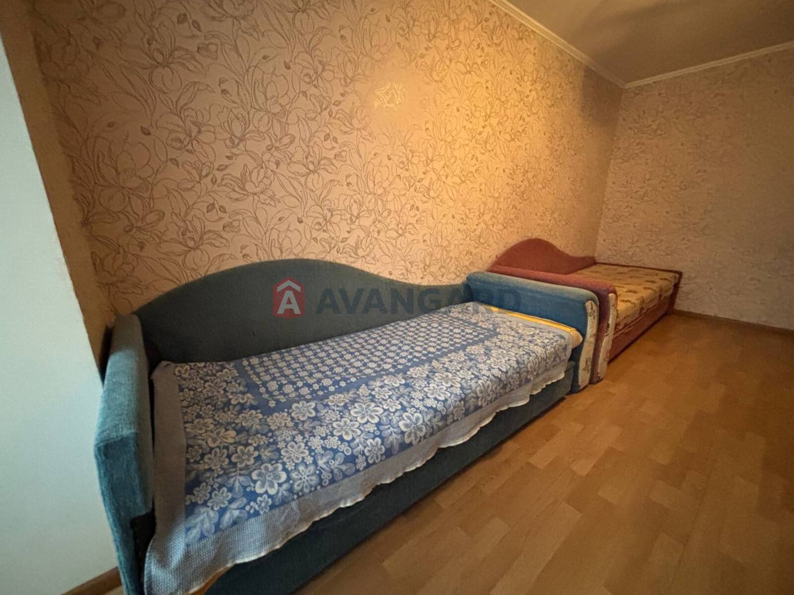 2 ����. ��������, 48/-/8 ��. �., 1/9 ���� ���� 18