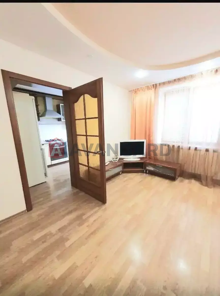 2 ��. ��������, 50/-/- ��. �., 4/9 ������ ���� 7