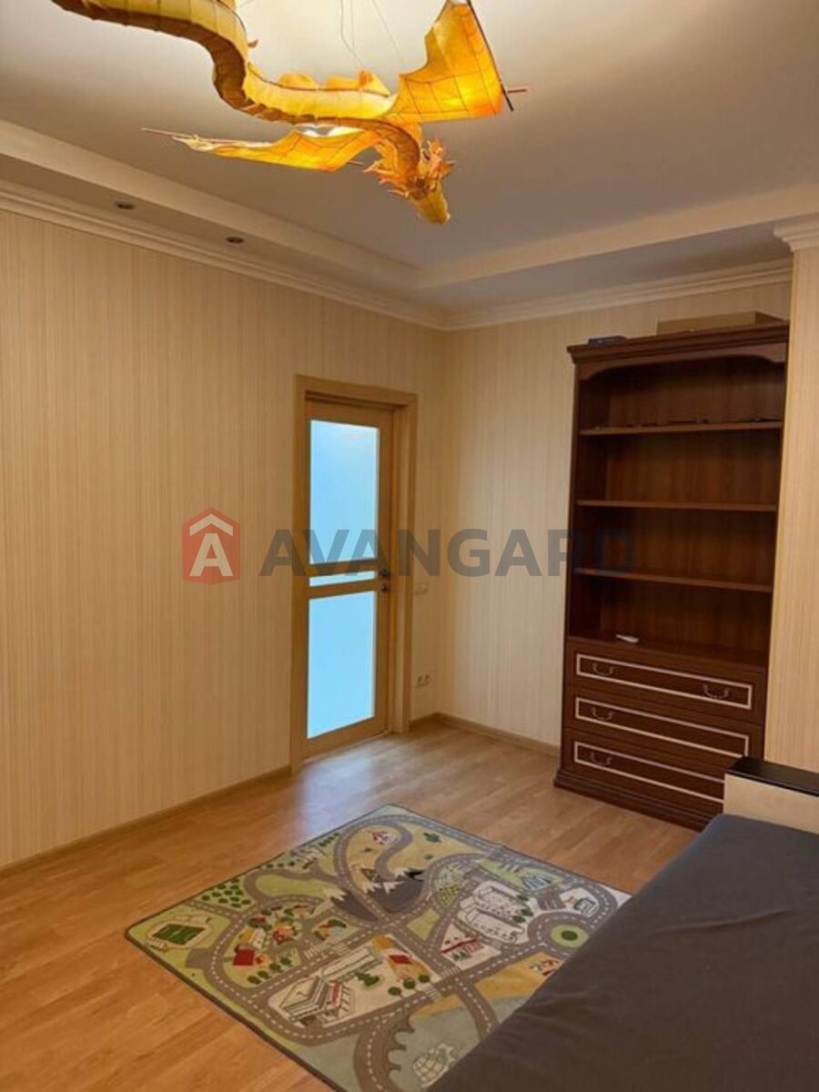 2 ��. ��������, 87/-/20 ��. �., 17/20 ������ ���� 5