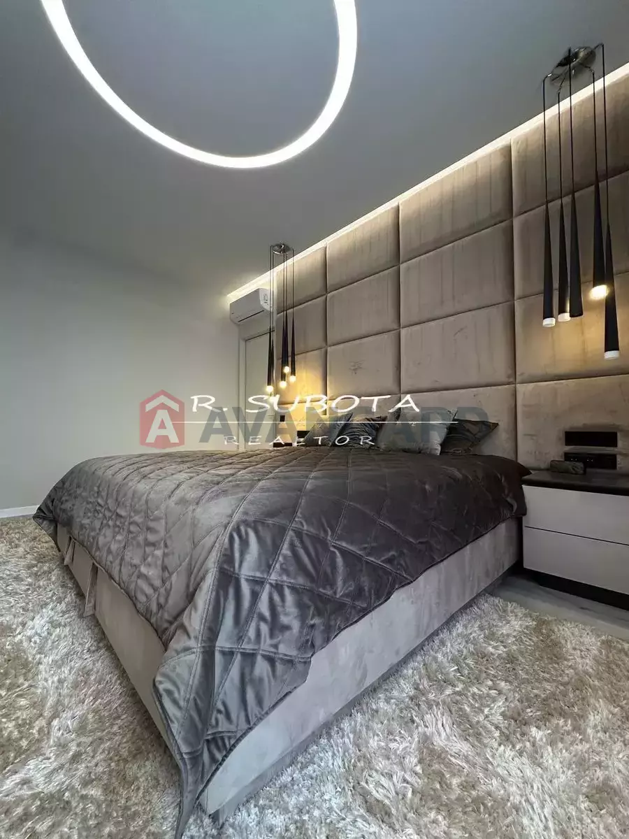 4 ��. ��������, 140/-/- ��. �., 19/24 ������ ���� 14