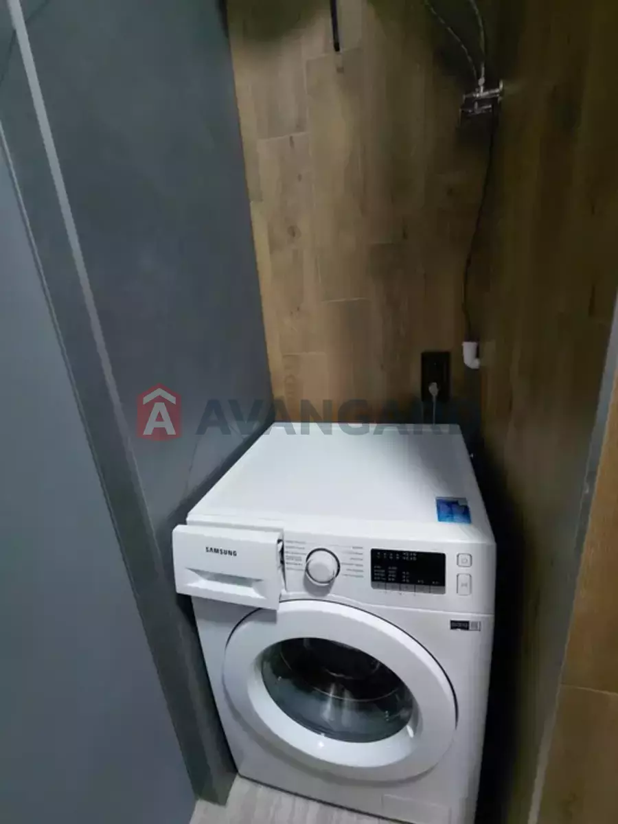 1 ��. ��������, 43/-/20 ��. �., 10/15 ������ ���� 4