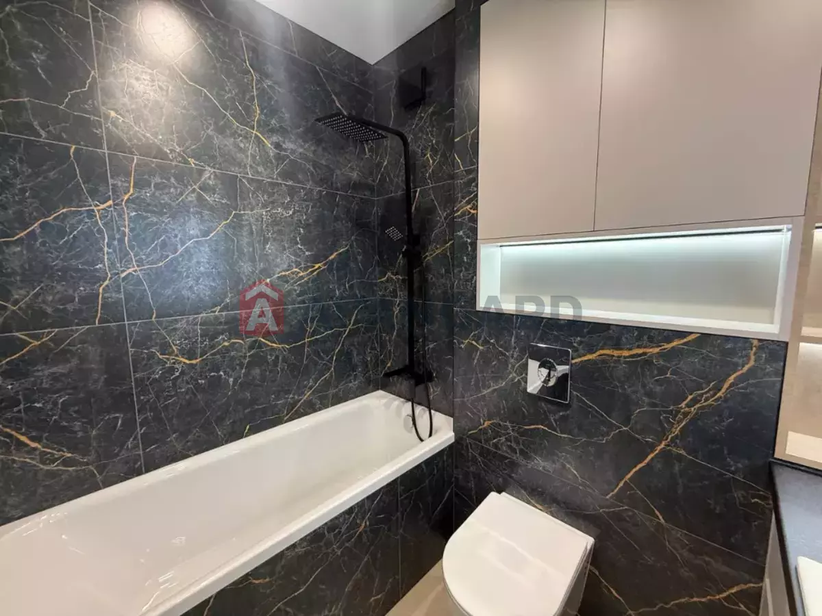 1 ����. ��������, 45/-/- ��. �., 3/10 ���� ���� 8