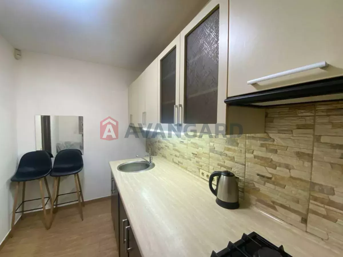 1 ��. ��������, 40/-/- ��. �., 1/5 ������ ���� 6