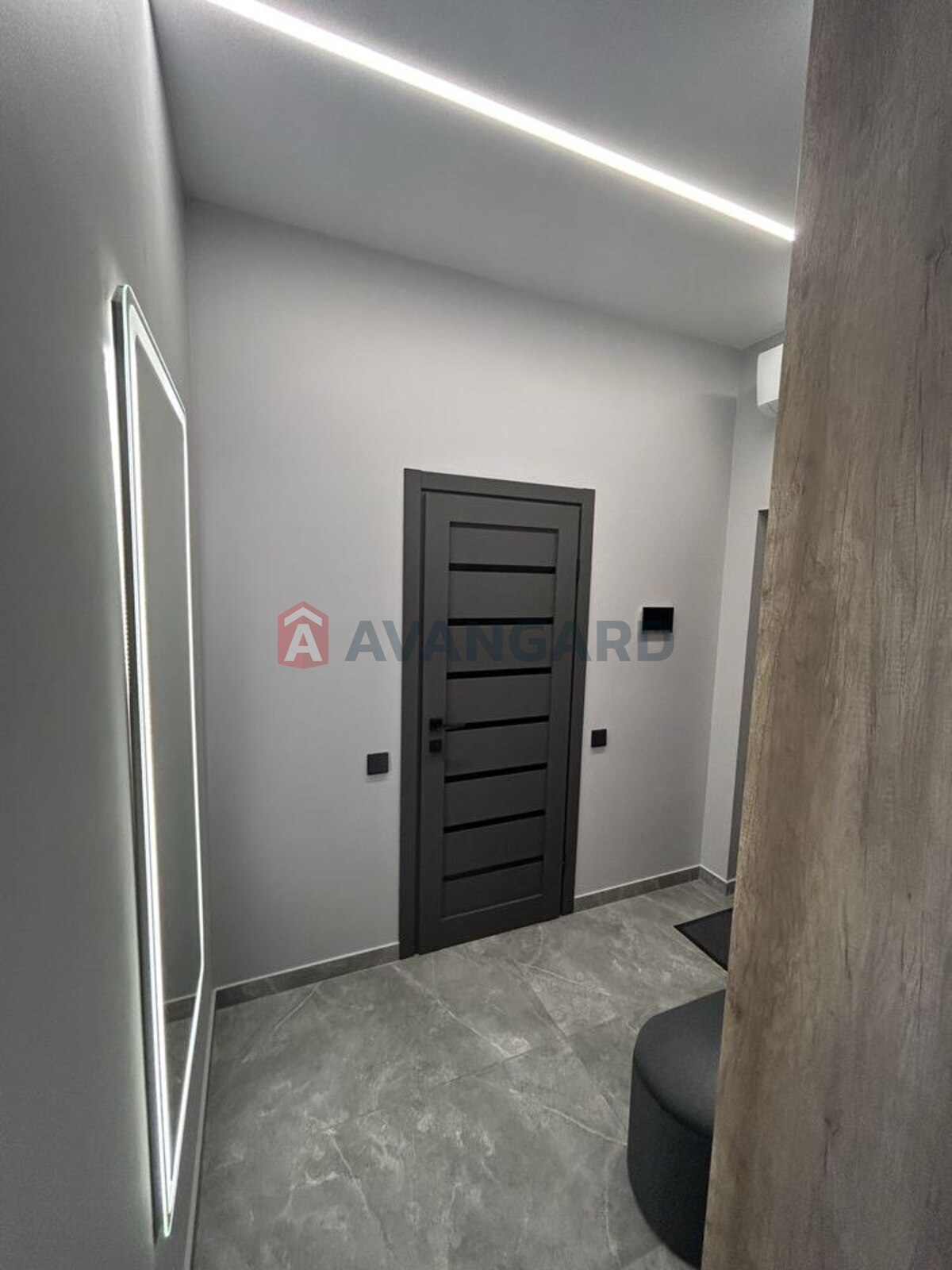 2 ��. ��������, 44/-/10 ��. �., 4/12 ������ ���� 2