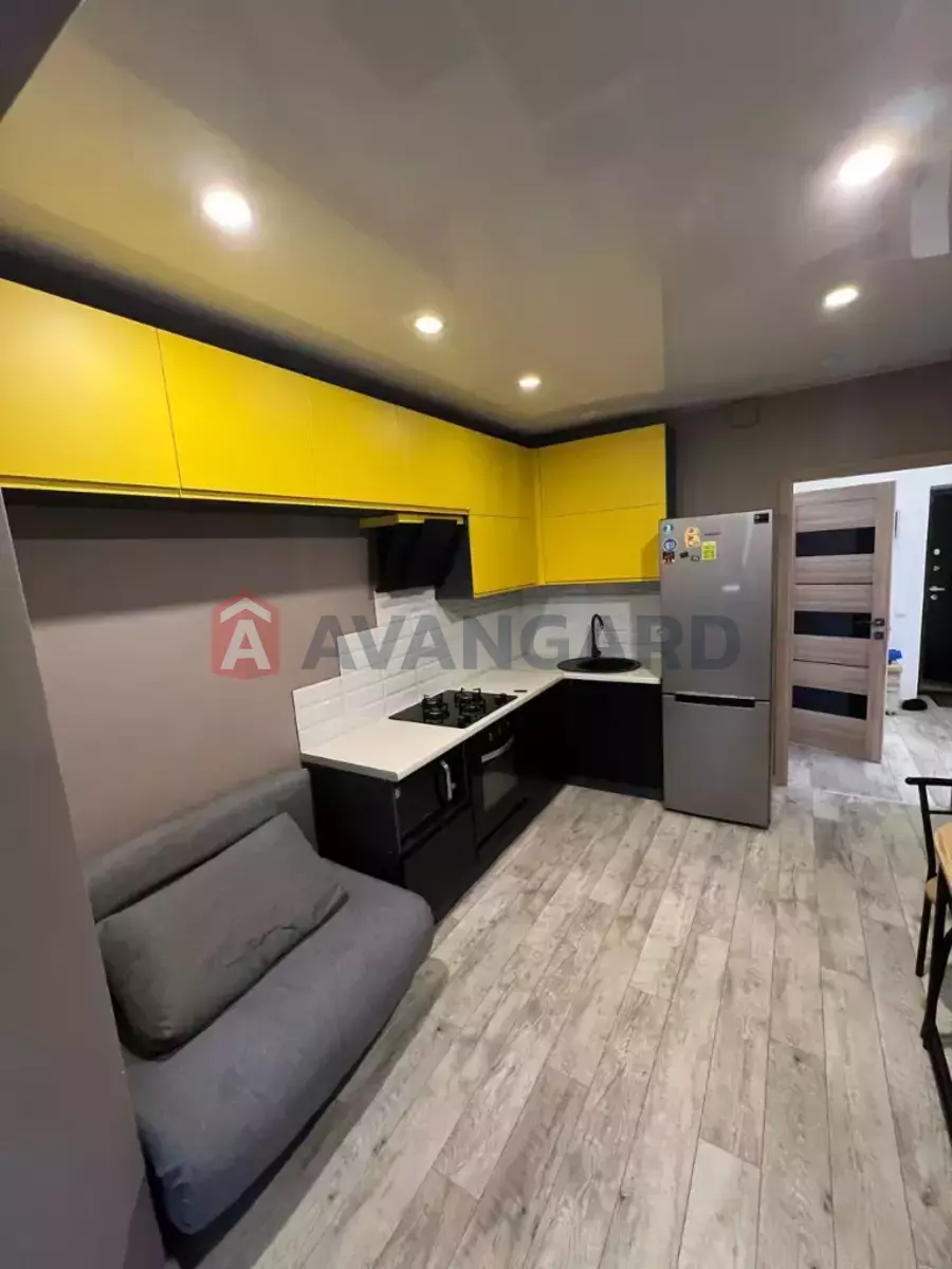 1 ����. ��������, 48/-/- ��. �., 9/10 ���� ���� 7