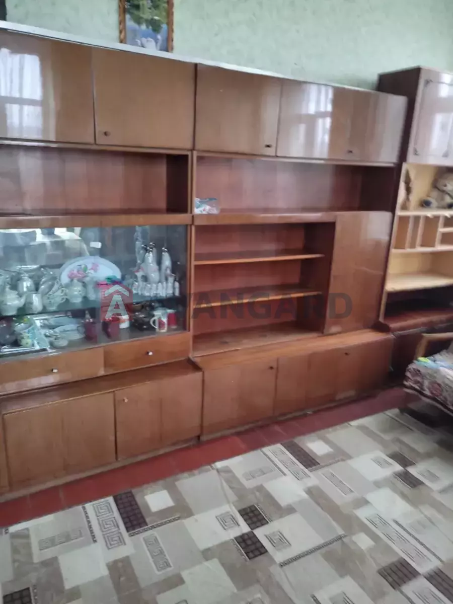 2 ��. ��������, 53/30/10 ��. �., 4/4 ������ ���� 13