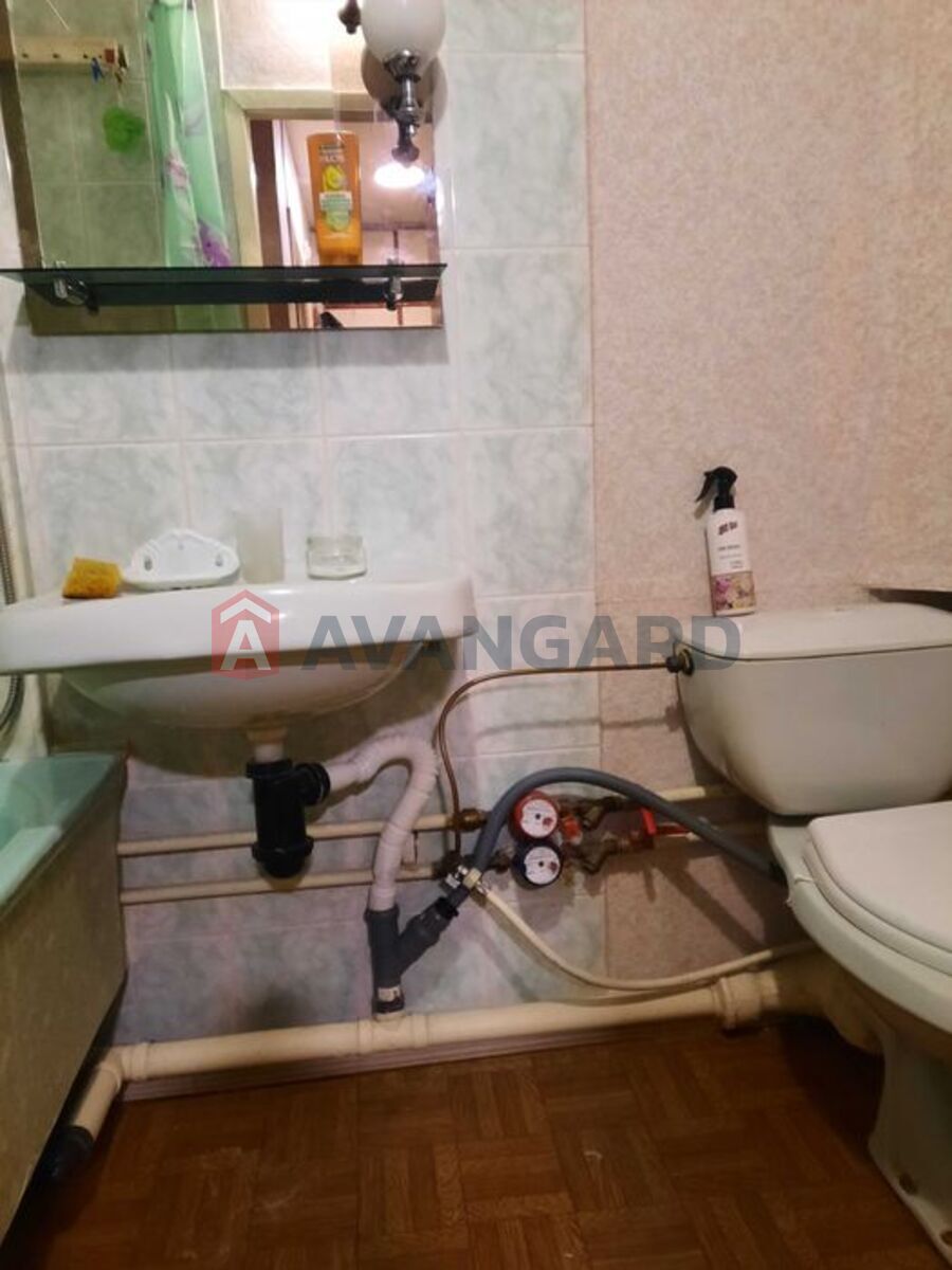 1 ����. ��������, 33/-/6 ��. �., 9/10 ���� ���� 6