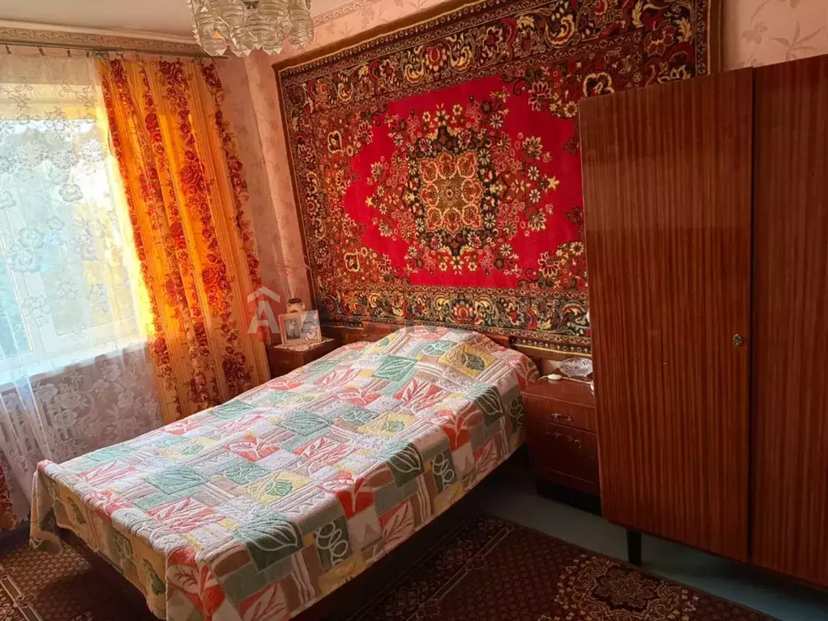 3 ��. ��������, 64/-/9 ��. �., 8/9 ������ ���� 13