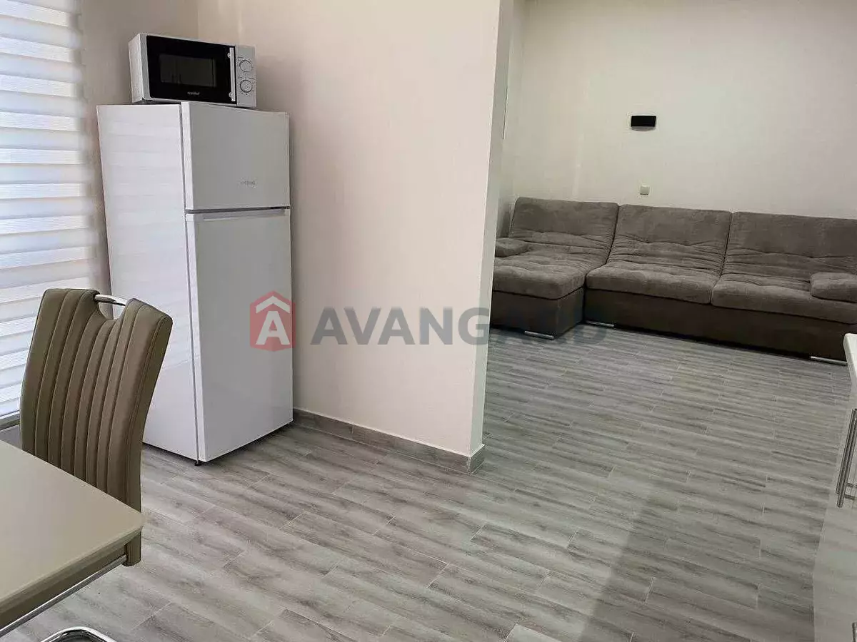 1 . , 37/-/7 . ., 3/4   10