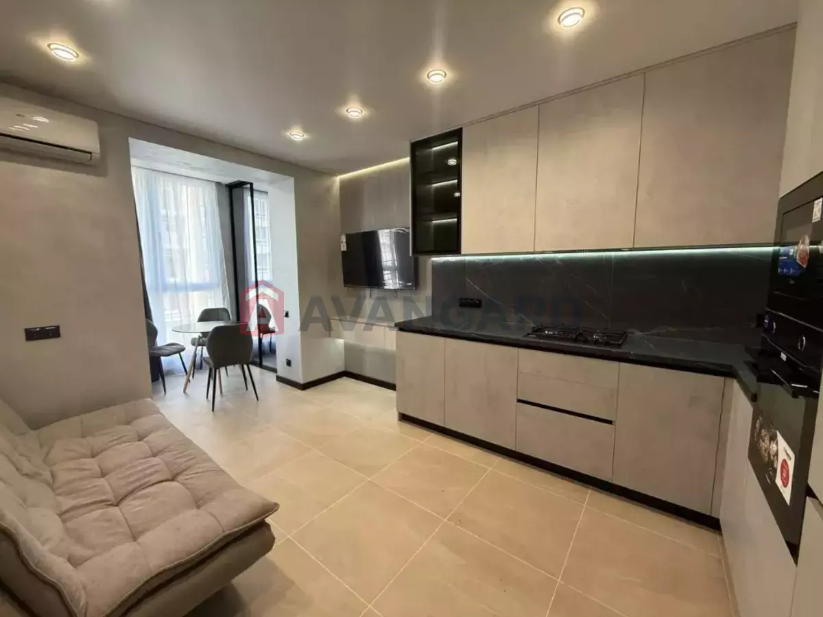 2 ��. ��������, 49/24/12 ��. �., 3/10 ������ ���� 5