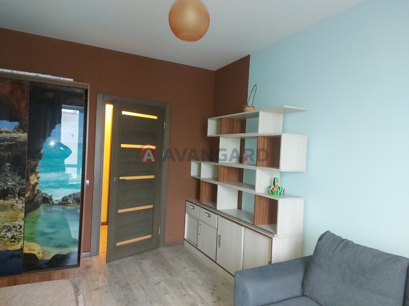 2 ����. ��������, 63/32.3/13.6 ��. �., 10/11 ���� ���� 14