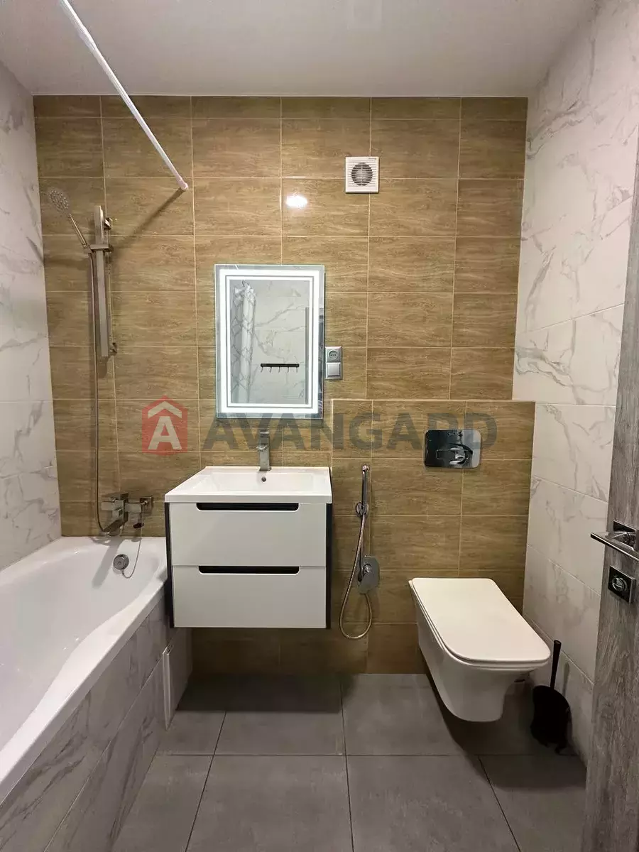 1 ����. ��������, 45/-/- ��. �., 8/10 ���� ���� 8