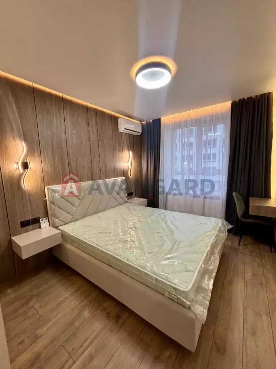 2 ��. ��������, 47/37/10 ��. �., 3/10 ������ ���� 1