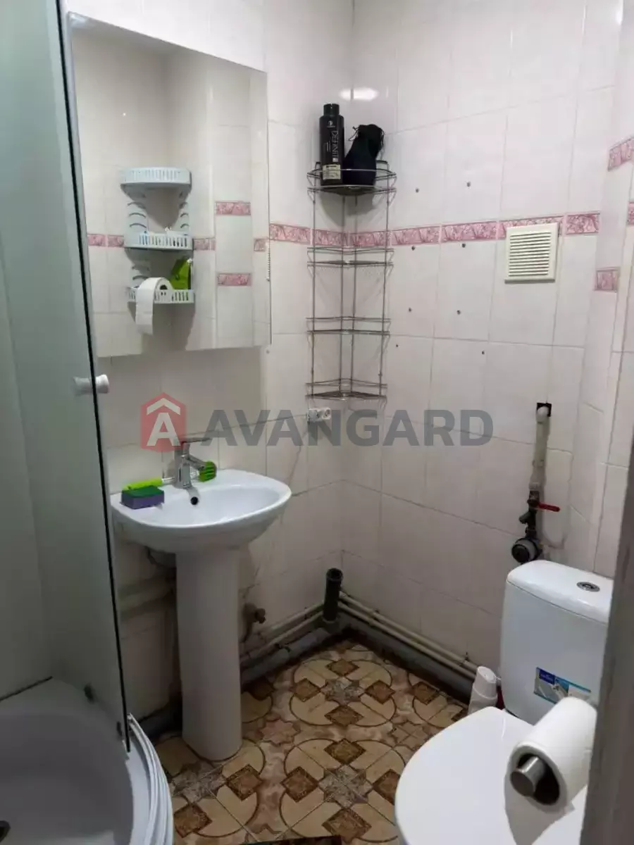 2 ��. ��������, 46/30/8 ��. �., 4/3 ������ ���� 10