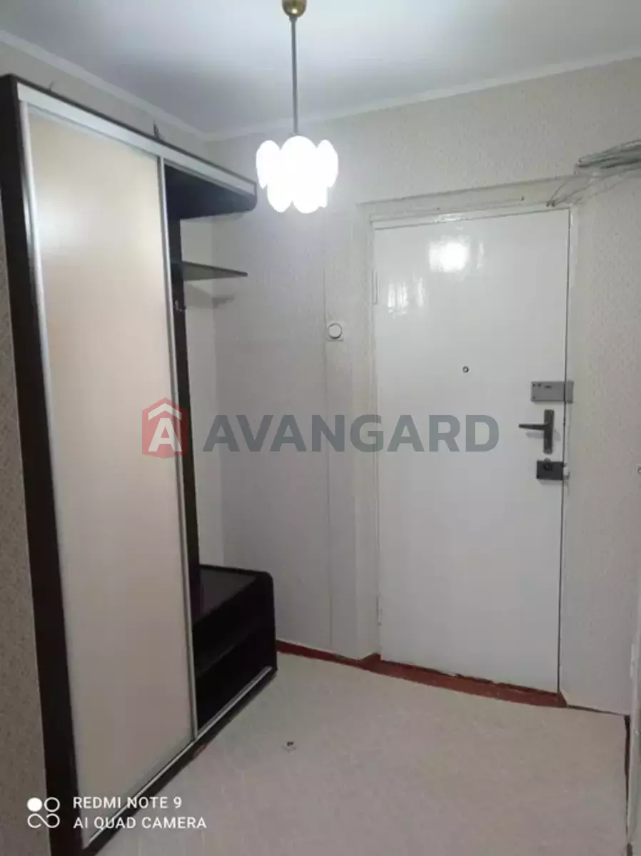 1 ��. ��������, 38/-/8 ��. �., 9/14 ������ ���� 6