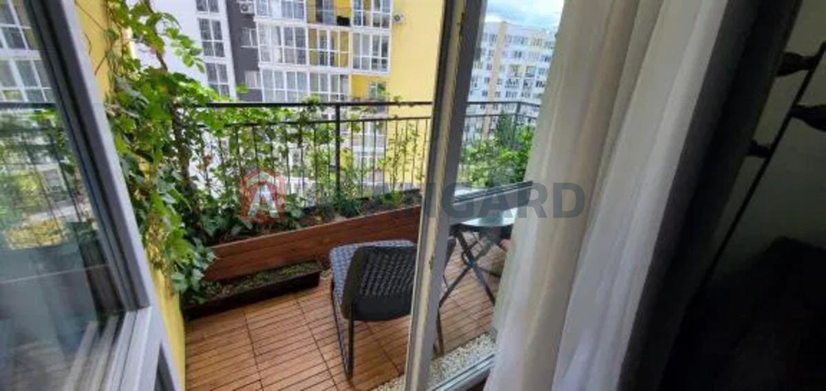 1 ��. ��������, 45/-/10 ��. �., 6/10 ������ ���� 5