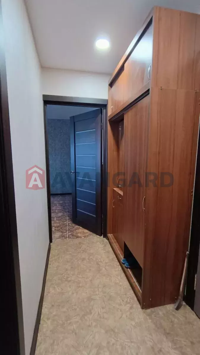 2 ��. ��������, 48/-/7 ��. �., 9/9 ������ ���� 7