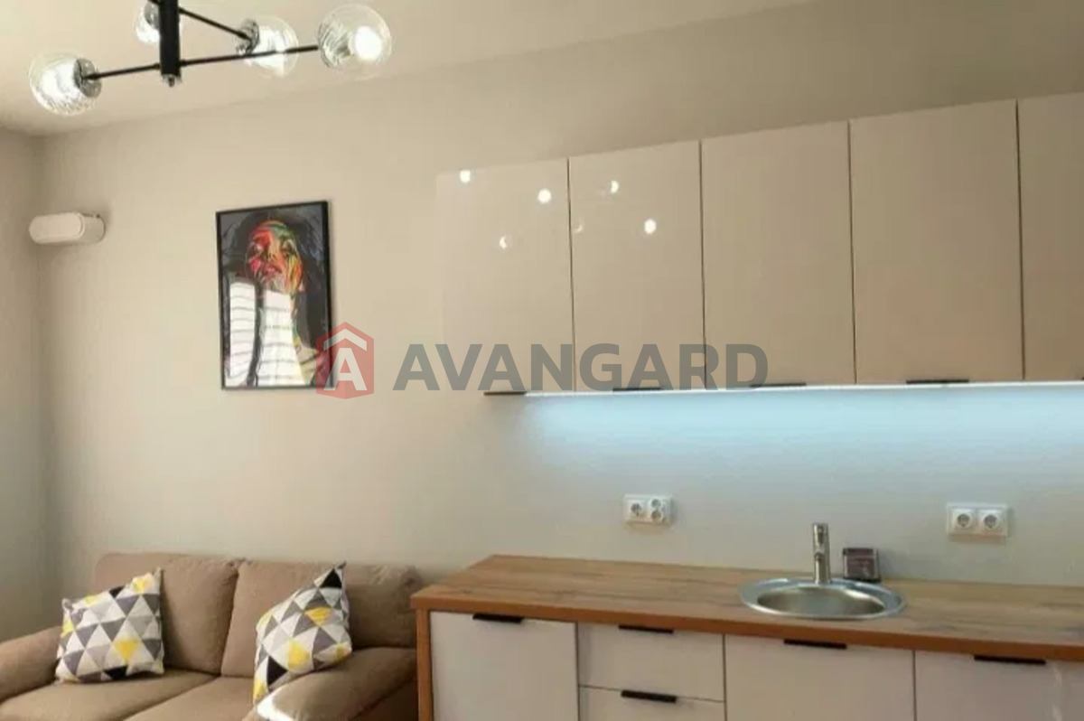 1 ����. ��������, 50/-/15 ��. �., 4/23 ���� ���� 6