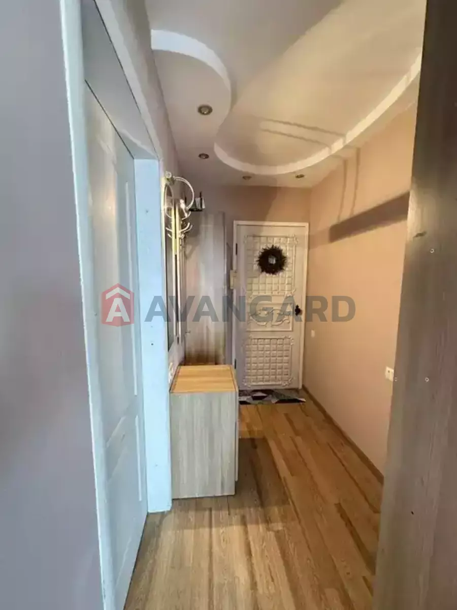 1 ��. ��������, 40/-/- ��. �., 15/16 ������ ���� 17