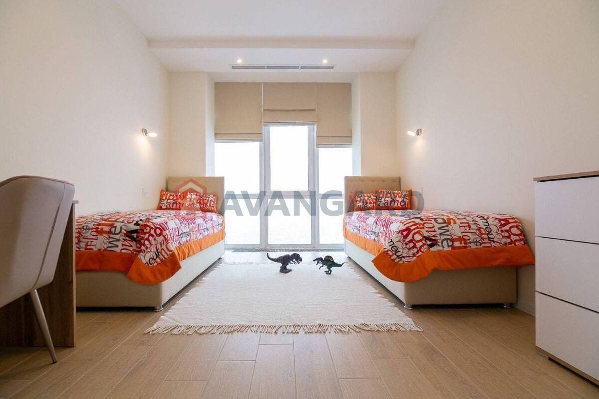 3 ��. ��������, 100/-/- ��. �., 21/22 ������ ���� 5