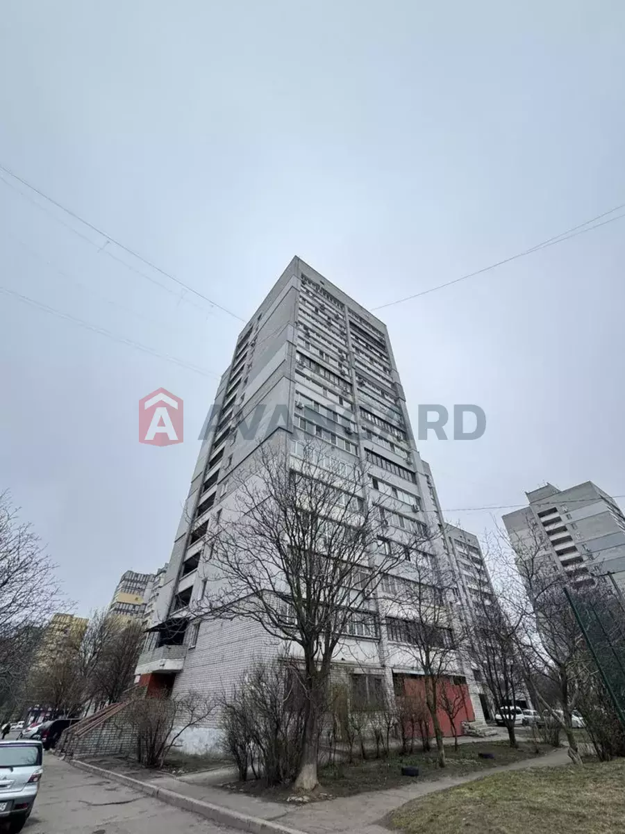 1 ��. ��������, 42/-/9 ��. �., 8/14 ������ ���� 3