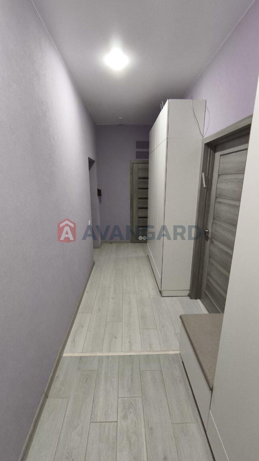 2 ��. ��������, 56/-/8 ��. �., 5/5 ������ ���� 12