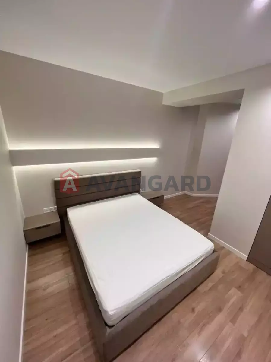 2 ��. ��������, 60/-/- ��. �., 10/14 ������ ���� 4