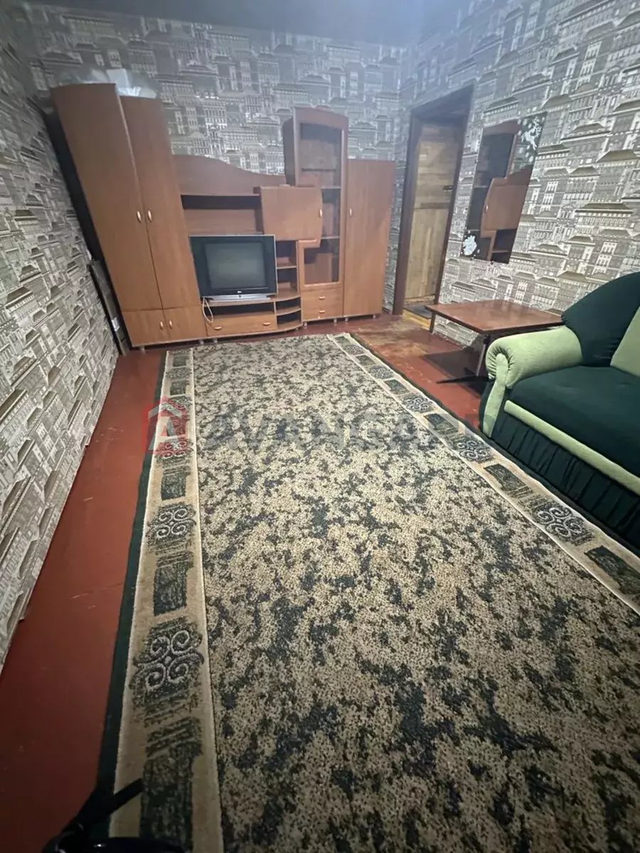 1 ��. ��������, 33/-/6 ��. �., 1/9 ������ ���� 4