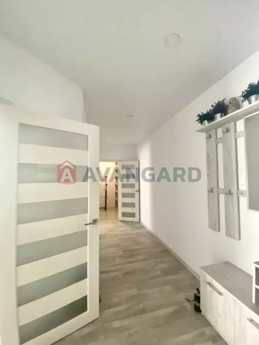 2 ��. ��������, 75/-/- ��. �., 3/10 ������ ���� 16