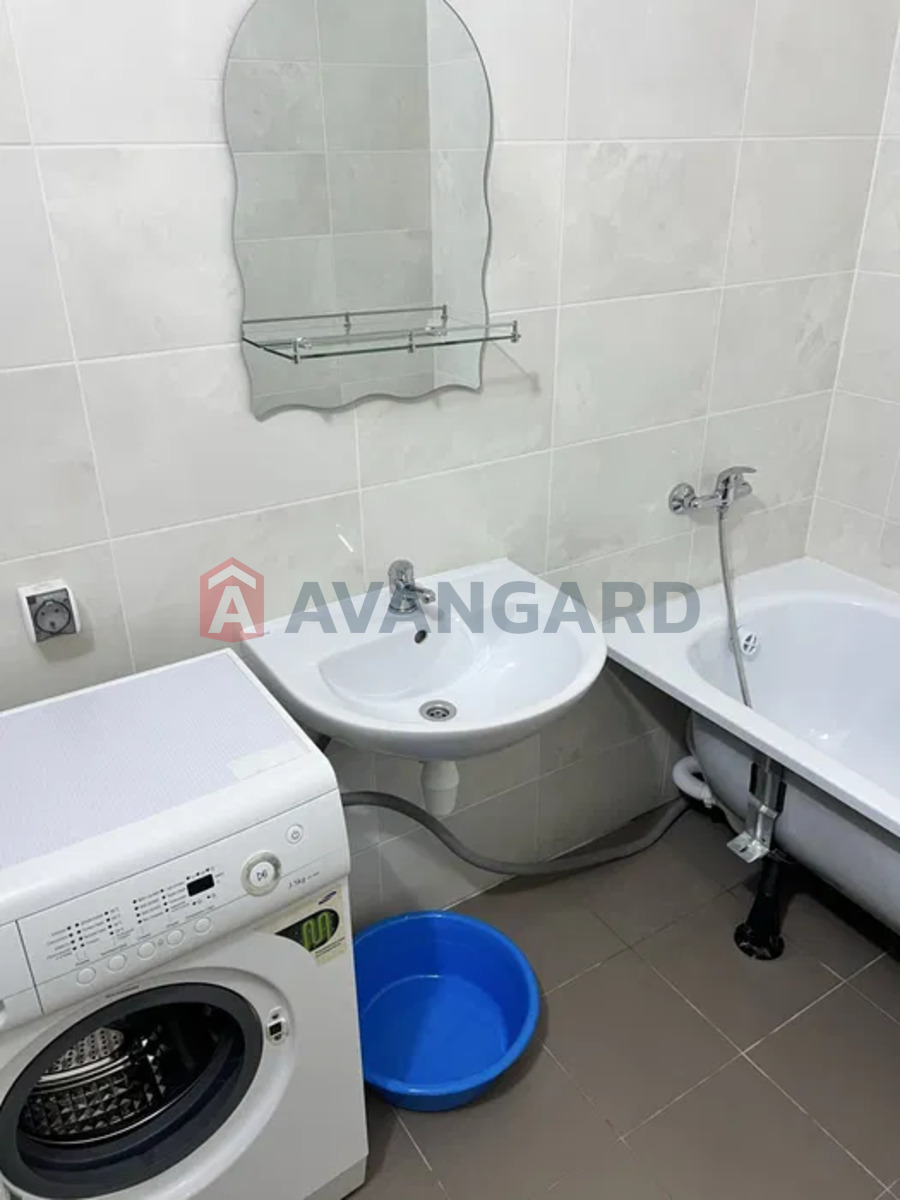 1 ����. ��������, 42/-/10 ��. �., 5/10 ���� ���� 1