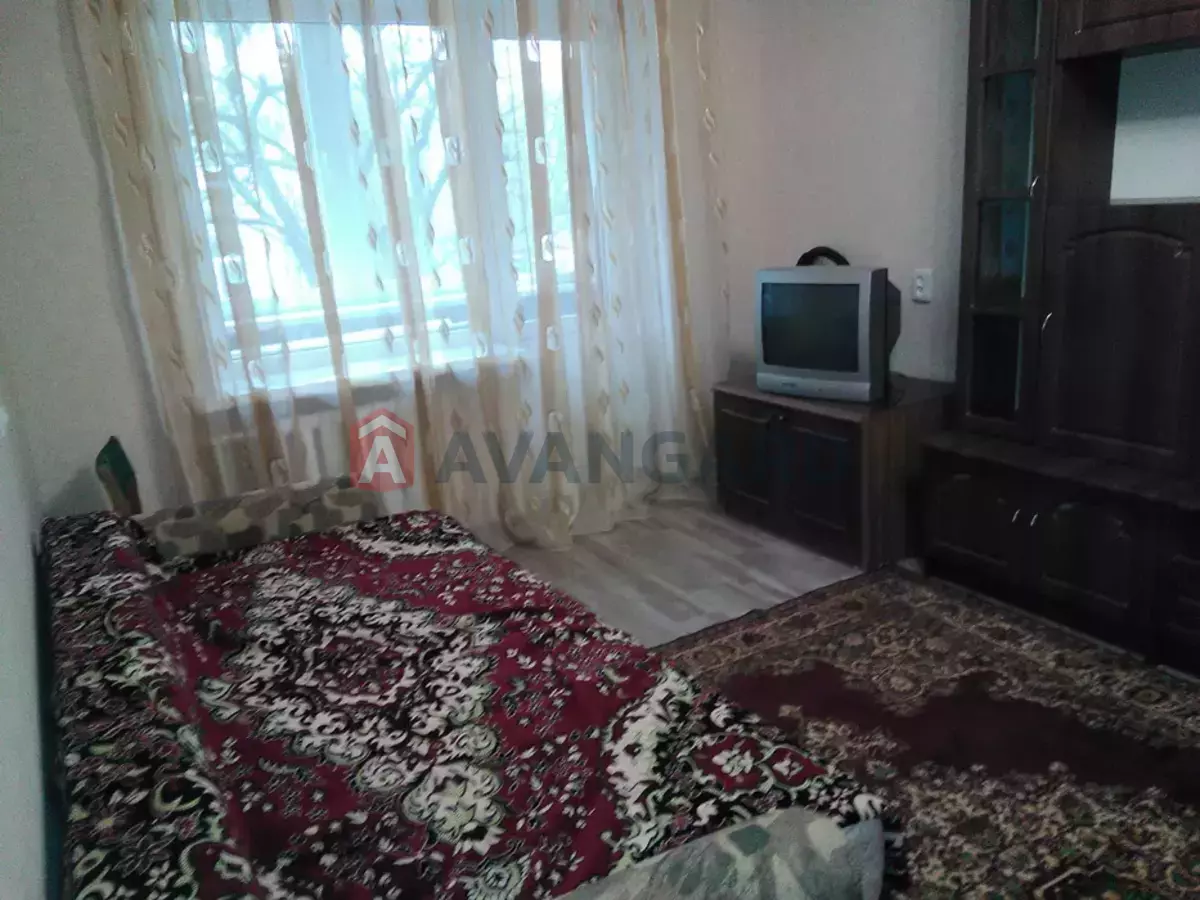 2 ����. ��������, 46/-/7 ��. �., 4/5 ���� ���� 9