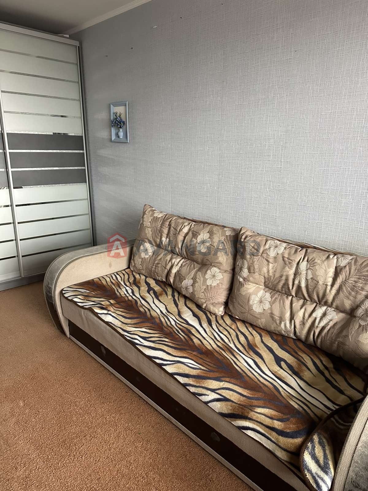 1 ��. ��������, 35/-/7 ��. �., 8/9 ������ ���� 4